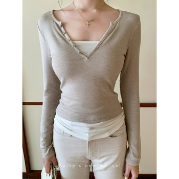 Pamut kötött hosszú ujjú T-shirt, slim fit, kerek nyak, 90–95% pamut, városi stílus