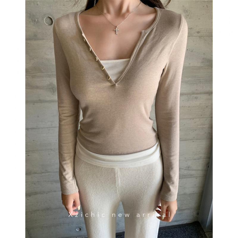 Pamut kötött hosszú ujjú T-shirt, slim fit, kerek nyak, 90–95% pamut, városi stílus