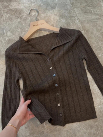 Koreai stílusú női kötött kardigán kapucnival, karcsú fazon, hosszú ujjú, polo gallér, poliészter kötött anyag