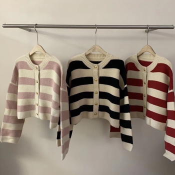 Szabadon kötött kardigán kontrasztos csíkokkal, hosszú ujjú, kerek nyakú, pamut-acril keverék, egyenes szabás