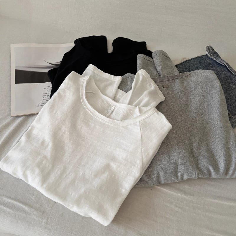 Pamut-elasztán keverékű póló, kerek nyak, hosszú ujjú, laza fazon