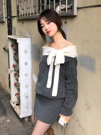 Női egyvállas kötött pulóver masnival, koreai stílus, karcsú szabású, őszi 2025