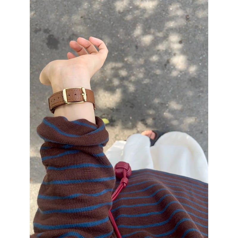 Laza szabású csíkos hosszú ujjú póló kerek nyakkal, kötött pamut-elasztán anyagból, japán-koreai laza stílus, ősz 2025