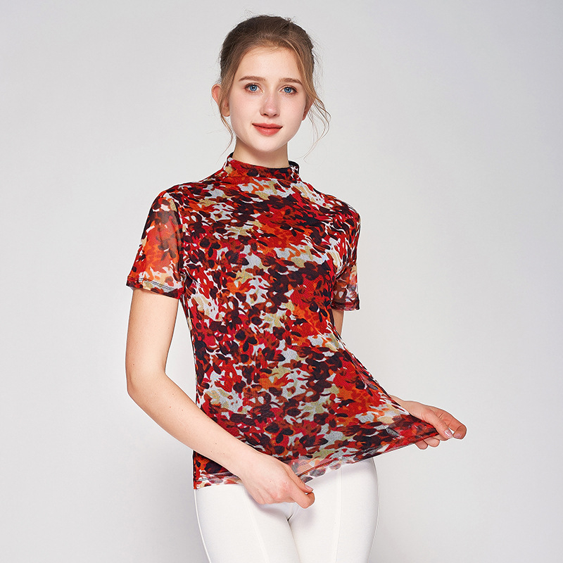 Ženski kratki T-shirt od mulberry svile s printom i poluvisokim ovratnikom, digitalno tiskanje