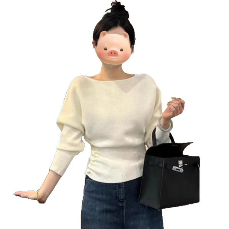 Kötött pulóver bat ujjakkal, kerek nyak, viszkóz szálból, közepes vastagság