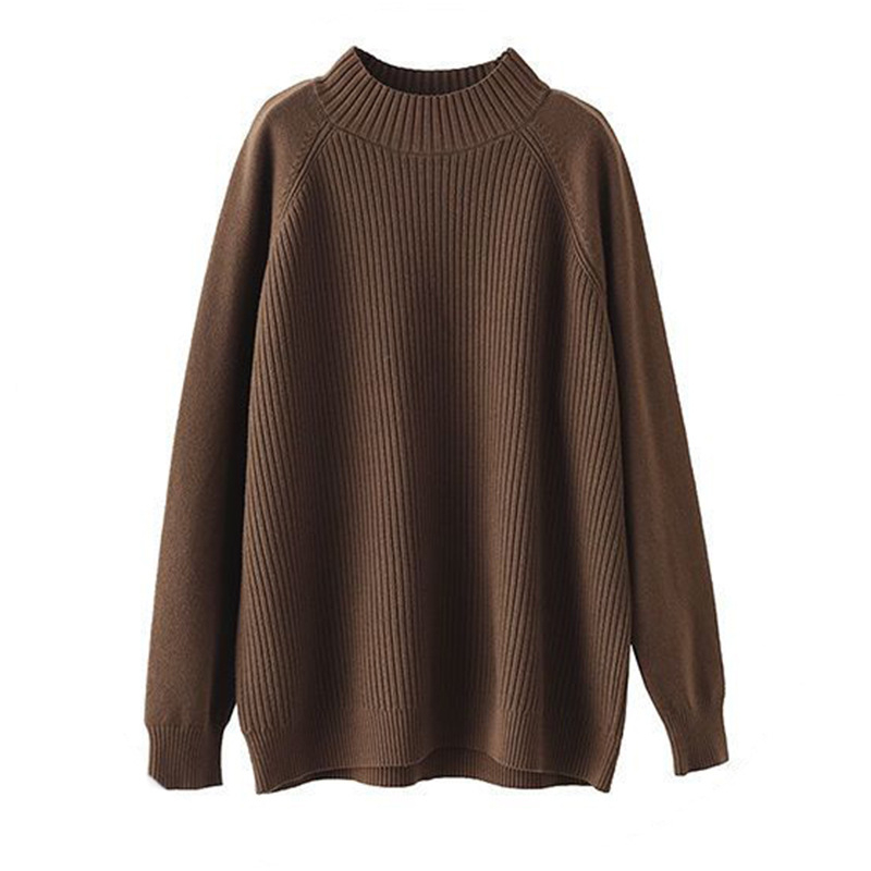 Laza szabású kötött pulóver viszkóz-poliészter keverékből, fél magas gallér, hosszú raglán ujjak, egyszínű, középmagas hossz, őszi-téli viseletre