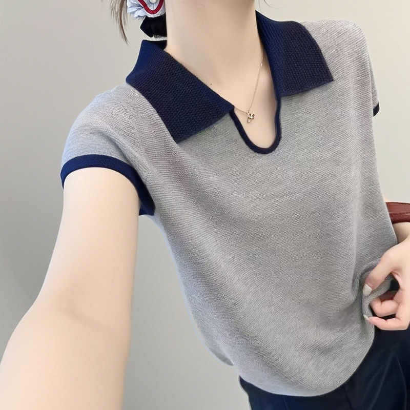 Tencel pleteni top s blok dizajnom, kratki rukavi, U-oblik ovratnik, slobodan kroj, kolža detalji