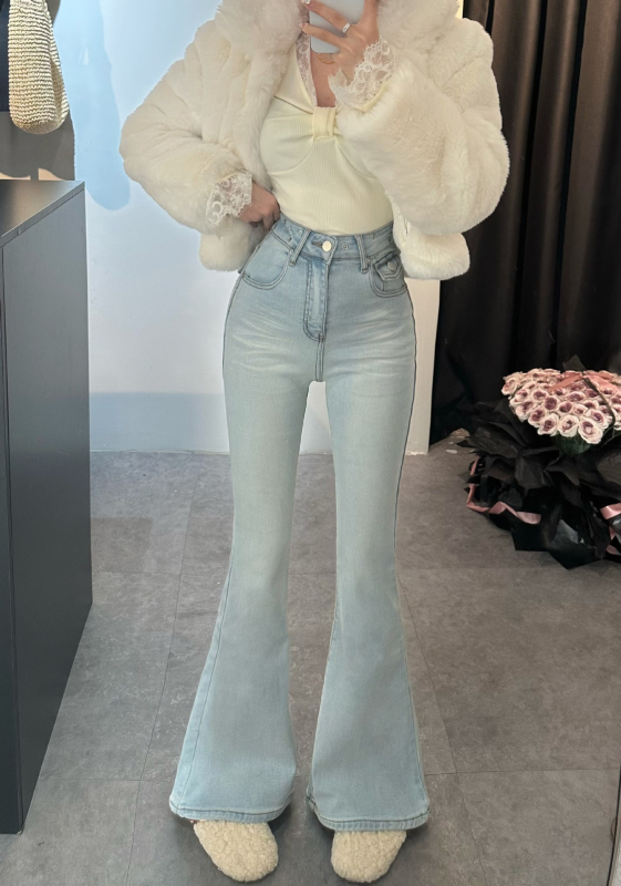 Naistele denimist džinsid, puuvillane, kõrge vöökoht, flared siluett, mikroelastsus, veluurvooder