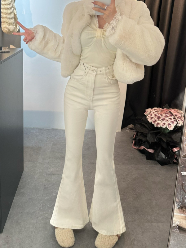 Naistele denimist džinsid, puuvillane, kõrge vöökoht, flared siluett, mikroelastsus, veluurvooder