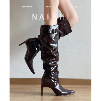 Čizme iznad koljena od prave kože s okruglim vrhom, visokim petama 3–5 cm, kožni paneli