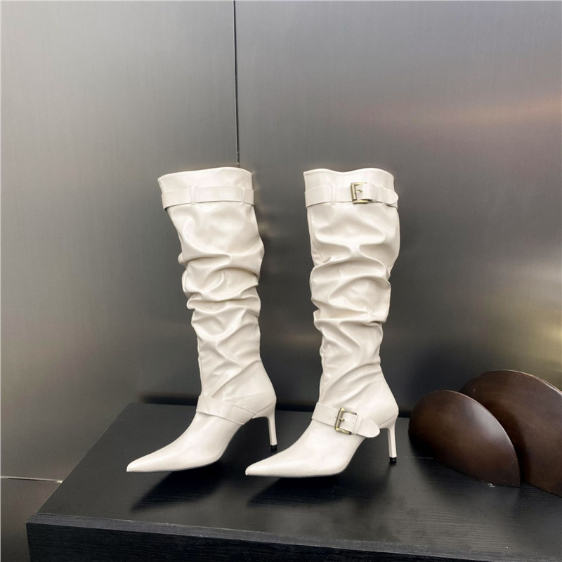 Čizme iznad koljena od prave kože s okruglim vrhom, visokim petama 3–5 cm, kožni paneli