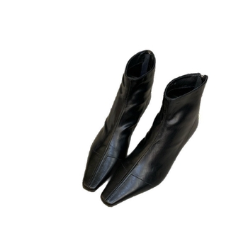 Botine de damă – vârf pătrat, toc gros, fermoar, gleznă joasă, talpă din cauciuc