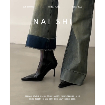 Кожени високи чизми до коляното, естествена кожа, висок маншет, закръглен нос, ток 3–5 cm, заден цип