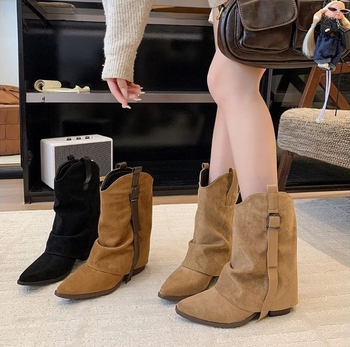 Ženske suede western čizme srednje dužine, s debelim petom 3-5 cm, oštar vrh, gumena potplata