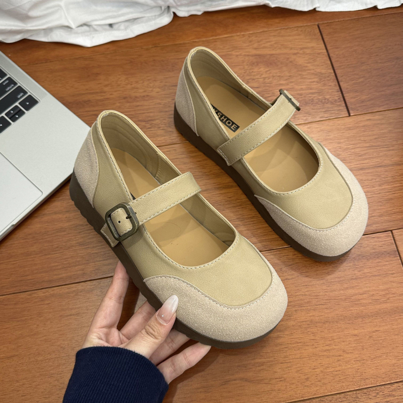 Mary Jane loafer s kvadratnim nosom, semiš gornji dio, niski pet 1–3 cm, gumena potplata, slip-on