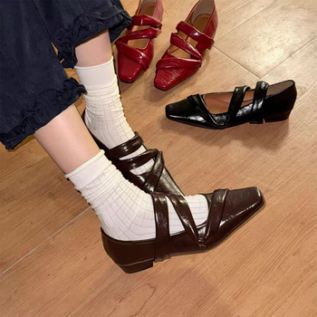 Ženske ravne cipele - moderan minimalistički stil, PU gornji dio, slip-on, kvadratna špička, niski pet 1–3 cm, gumeni đon