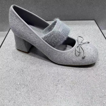 Ženske balerinke s minimalističkim stilom, okrugli vrh, gornji dio od umjetnog pliša, gumena potplata, niski đon 1–3 cm