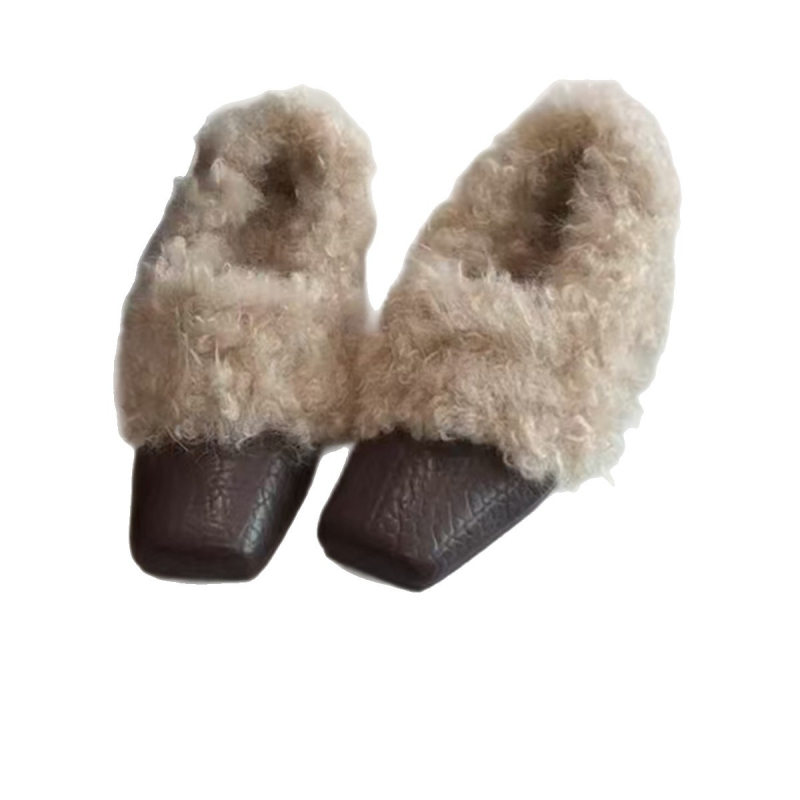 Ženske zimske cipele od kože goveda, četvrtasti vrh, niski gornji dio, klinasti pet 3–6 cm, gumeni đon