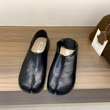 Ženske Mary Jane cipele, kvadratni vrh, niski podnož, gumeni potplat, gornji dio od Super Fiber