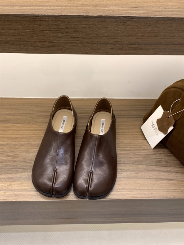 Ženske Mary Jane cipele, kvadratni vrh, niski podnož, gumeni potplat, gornji dio od Super Fiber