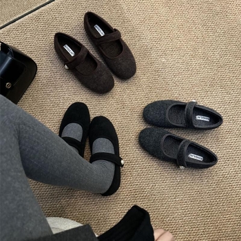 Ženske Mary Jane plosnate cipele s okruglim nosom, semiš gornji dio, unutarnja podstava od umjetnog kratkog pliša, gumena potplata, Velcro zatvarač