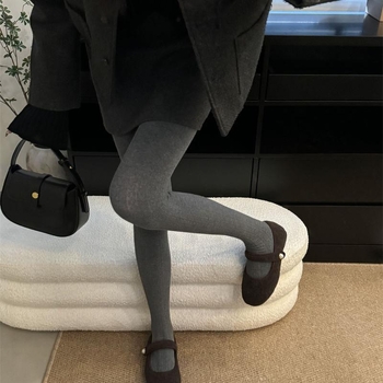 Ženske Mary Jane plosnate cipele s okruglim nosom, semiš gornji dio, unutarnja podstava od umjetnog kratkog pliša, gumena potplata, Velcro zatvarač