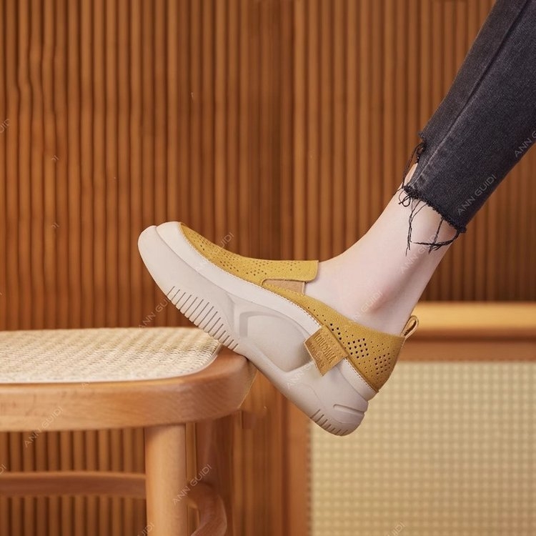 Ženske rocking tenisice - Niški gornji dio, PU gornji dio, Gumeni potplat s injekcijom, 3–5 cm peta, ljeto 2023