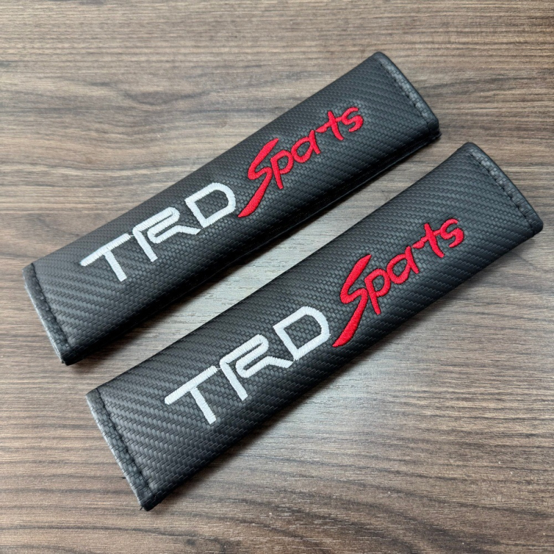 Praktiškos automobilio diržo pečių pagalvėlės su anglies pluošto raštu, universalus priedas, 75 g, su atspausdintu logotipu