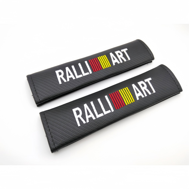 Praktiškos automobilio diržo pečių pagalvėlės su anglies pluošto raštu, universalus priedas, 75 g, su atspausdintu logotipu