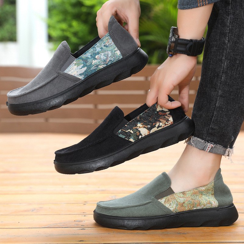 Muške casual slip-on tenisice s okruglim nosom, platnen gornji dio, prozračna unutrašnjost, 3–5 cm visina pete