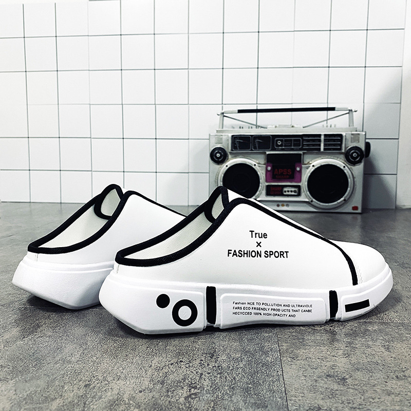 Jedrenja tenisice, prozračna platnena gornja, niski slip-on model, okrugli vrh, gumeni potplat