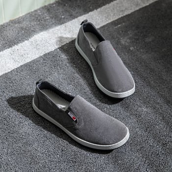 Meeste kanvasist lamedad jalatsid ümmarguse varba, madal kanna 1-3 cm, kummist talla