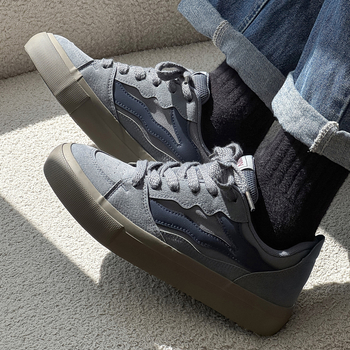 Adidași bărbați cu partea superioară din catifea, vârf rotund, talpă din cauciuc vulcanizat