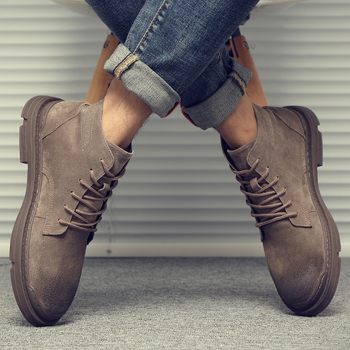 Botine Martin pentru bărbați — Piele naturală, talpă din cauciuc, vârf rotund, gât înalt, toc mic 1–3 cm