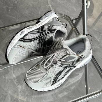 Мъжки мрежести обувки за ежедневието - ниско горно, връзки отпред, дишаща мрежеста горна част, PVC подметка с инжекционно формоване, кръгла носна част