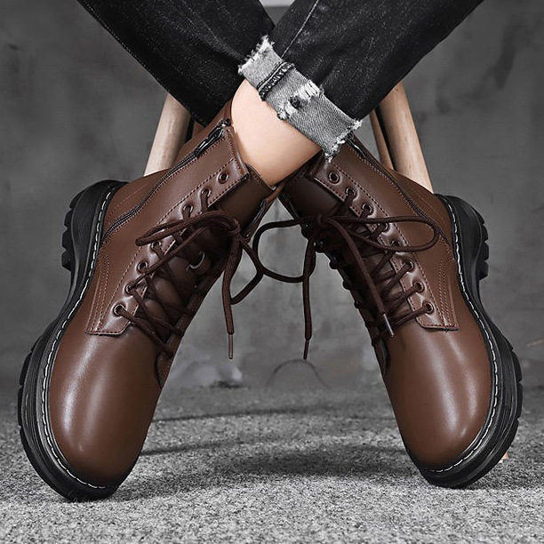 Cizme din piele, partea superioară din frosted ox-velvet, talpă din cauciuc, vârf rotund, toc mic de 1–3 cm, impermeabile