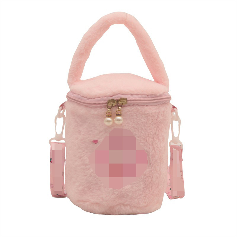 Gyerekbarát karikatúra plush táska, függőleges négyszög alakú forma, poliészter bélés, nyitott külső zseb, puha anyag