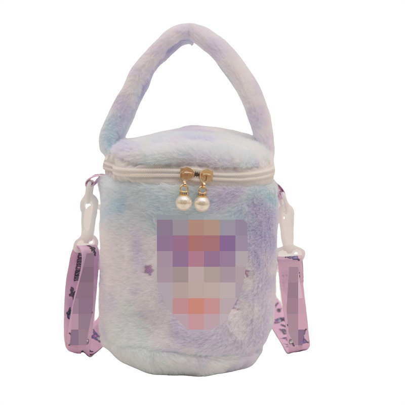 Gyerekbarát karikatúra plush táska, függőleges négyszög alakú forma, poliészter bélés, nyitott külső zseb, puha anyag