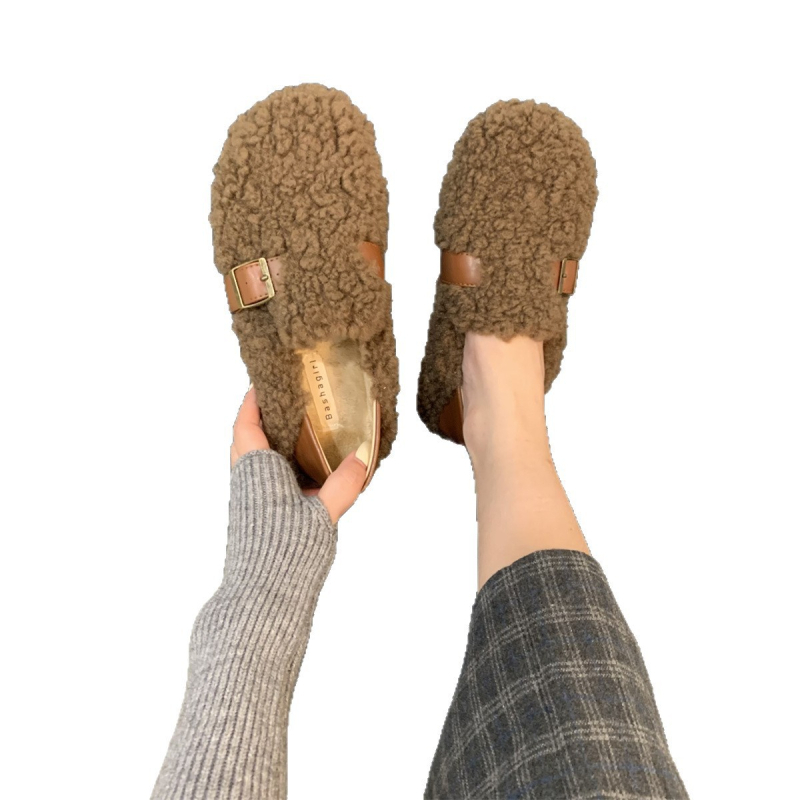 Női velúr cipő bolyhos bélésével, slip-on, alacsony felső rész, kerek orr, gumitalp