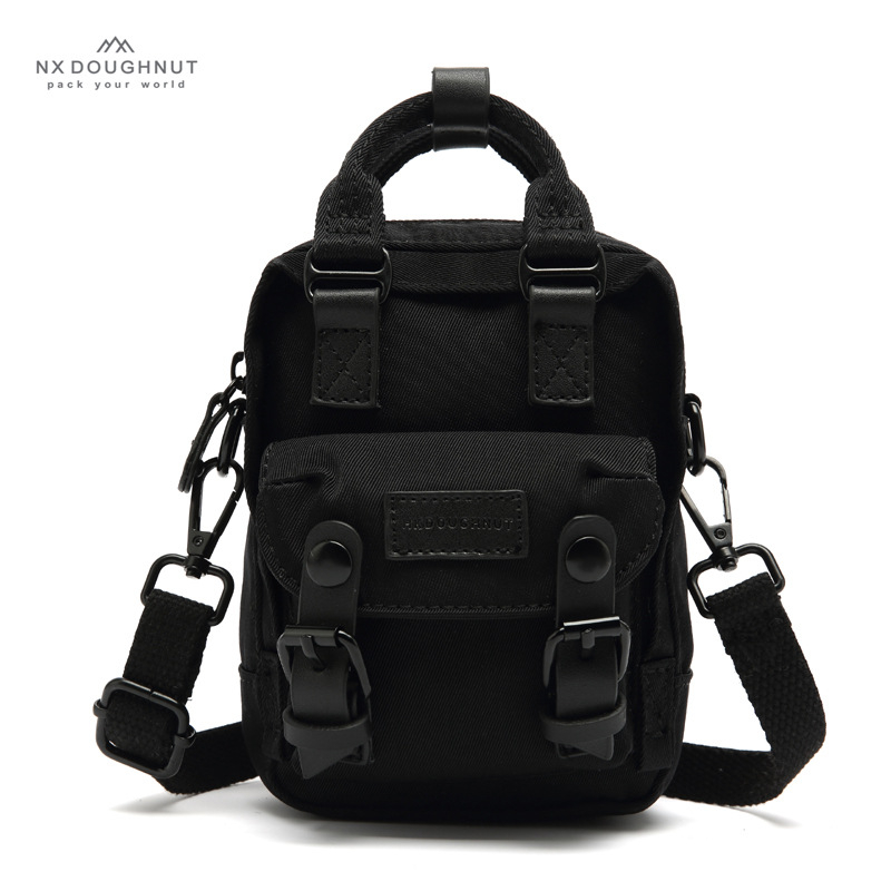 Női nylon crossbody táska, NX DOUGHNUT, mozdony stílus, függőleges négyszögletes forma, cipzár, belső zseb