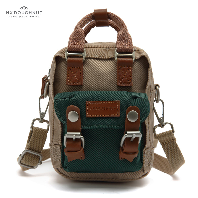 Női nylon crossbody táska, NX DOUGHNUT, mozdony stílus, függőleges négyszögletes forma, cipzár, belső zseb