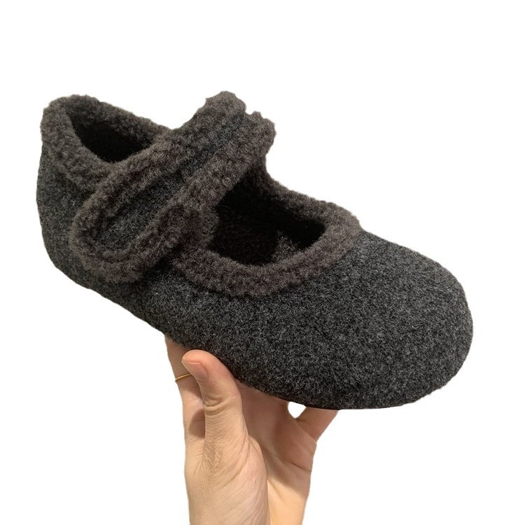 Női Mary Jane cipő magasságot növelő, velúr felsőrész, pamut belső, Velcro-zár, gumi talp