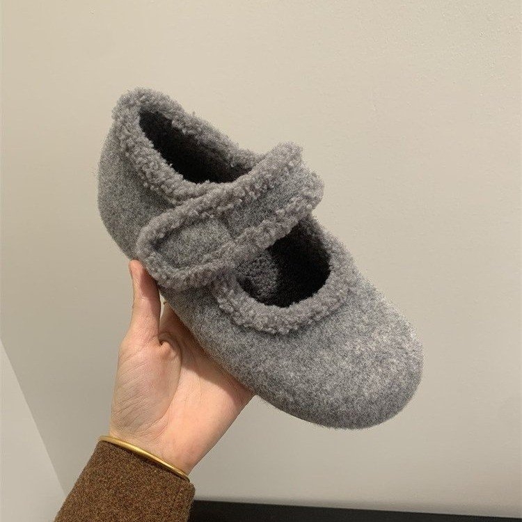 Női Mary Jane cipő magasságot növelő, velúr felsőrész, pamut belső, Velcro-zár, gumi talp