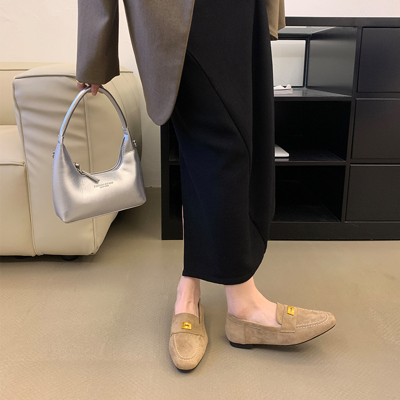 Ženske loafers s kvadratnim vrhom, gornji dio od mikrovlakana, metalna kvadratna kopča, slip-on, niski potplat, PU đon