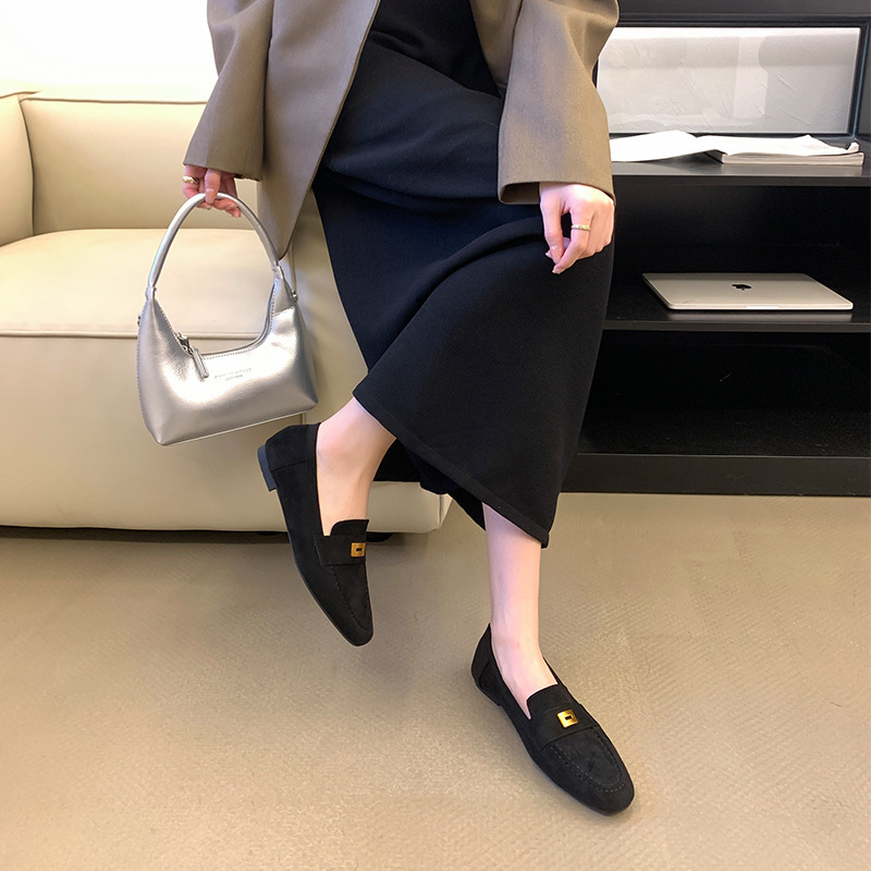 Ženske loafers s kvadratnim vrhom, gornji dio od mikrovlakana, metalna kvadratna kopča, slip-on, niski potplat, PU đon