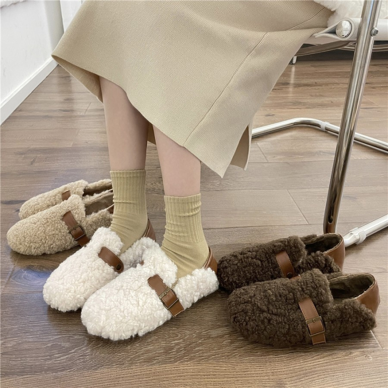 Ženske slip-on cipele od brušenog velura s flis unutranjom, slip-on, niski gornji dio, okrugli vrh, gumeni potplat (jesen/zima 2025)