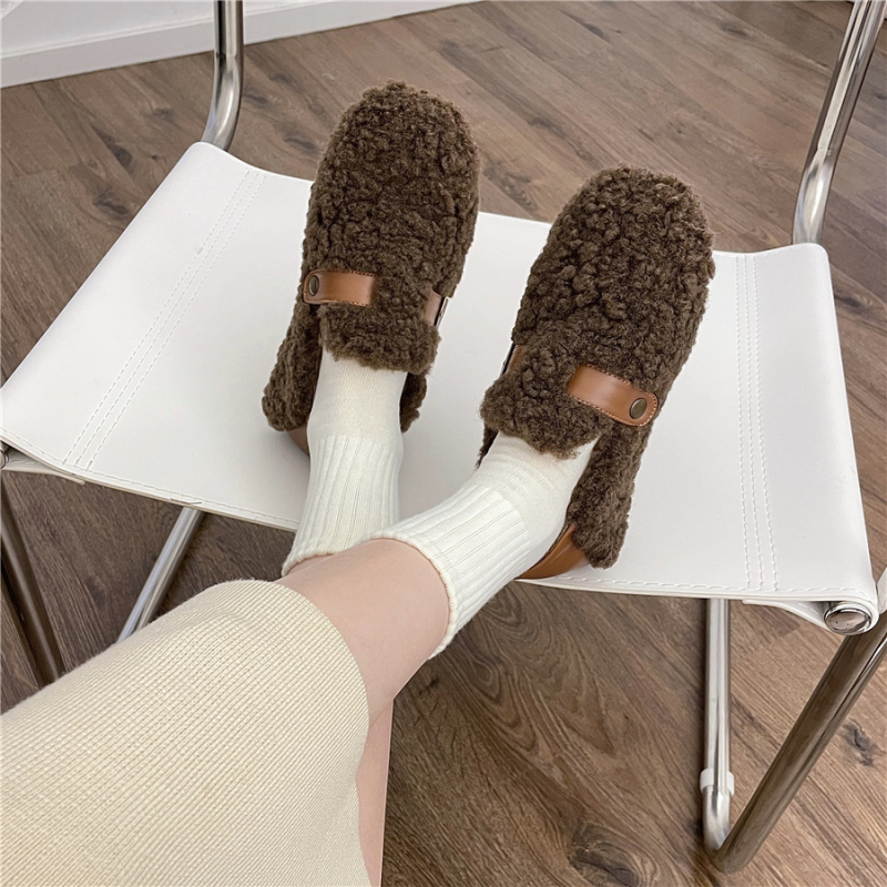 Ženske slip-on cipele od brušenog velura s flis unutranjom, slip-on, niski gornji dio, okrugli vrh, gumeni potplat (jesen/zima 2025)