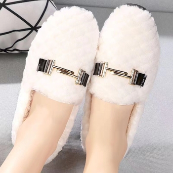 Pantofi sport casual pentru femei cu exterior din velur, vârf rotund, gleznă joasă, șireturi, talpă din plastic injectat, căptușeală din bumbac.