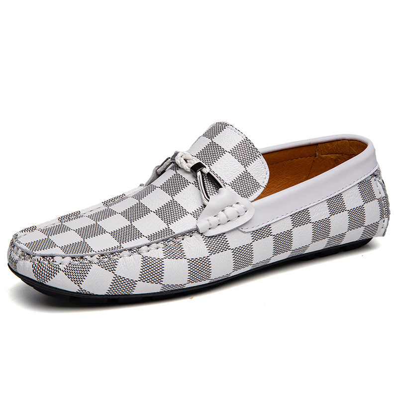 Muške loaferice - slip-on dizajn, gornji dio od kože prvog sloja tele, gumena potplata, okrugli nos, plosata peta