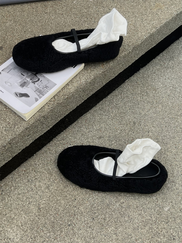 Duxi zimske plišane loafersice za žene, slip-on, zaobljeni vrh, niski potplat 1–3 cm, gumena podloga